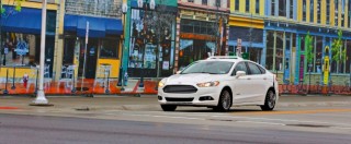 Copertina di Ford, il primo veicolo a guida autonoma arriverà in commercio nel 2021