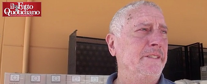 Copertina di Le lacrime del fruttivendolo: “Merce in salvo? E a chi la vendo?”. Tutto agli sfollati