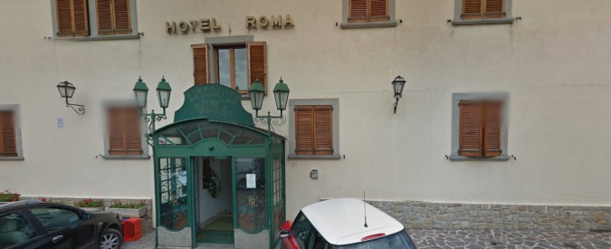 Terremoto Centro Italia, ad Amatrice crollato anche lo storico hotel Roma: “40 camere ospitavano 70 turisti”