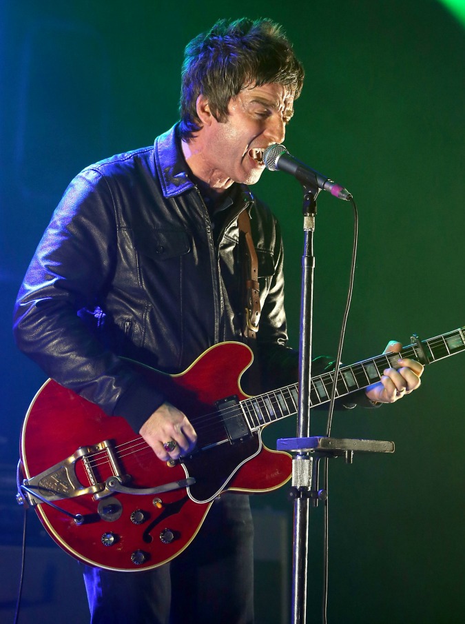 Noel Gallagher fa cantare lo Sziget: 90 minuti di High Flying Birds, retrogusto di Oasis. Nonostante tutto