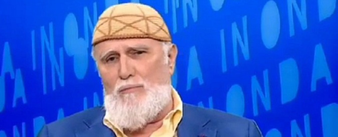 Copertina di La relatività raccontata da Moni Ovadia: “Un’ora di piacere dura meno di un secondo di dolore”