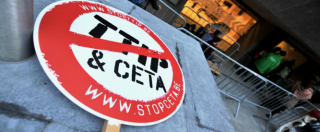 Copertina di Ceta, il rinvio della ratifica cambia poco per i consumatori: “Trattato Ue-Canada si ferma solo con il no del Parlamento”
