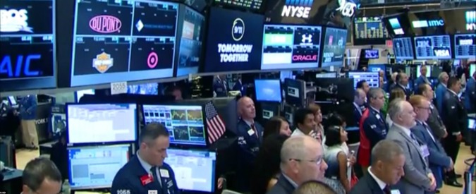 Copertina di 11 settembre, un minuto di silenzio a Wall Street per ricordare le vittime a 15 anni dall’attentato