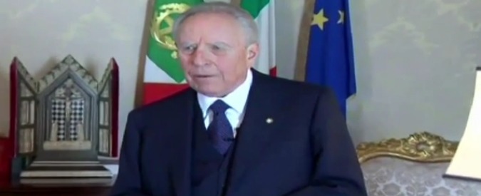 Copertina di Carlo Azeglio Ciampi morto, l’annuncio dello scioglimento delle Camere dell’11 febbraio 2006