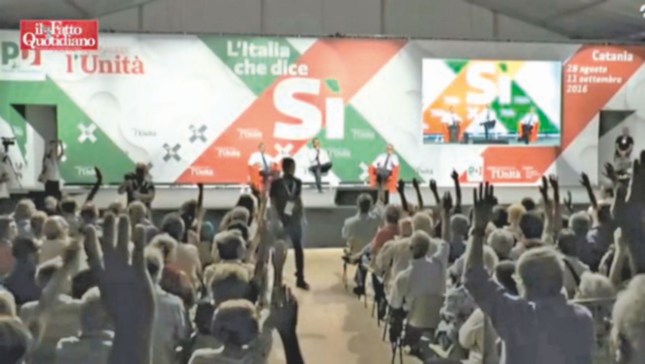 Copertina di D’Alema fa il ribaltone, tutti No alla Festa del Sì