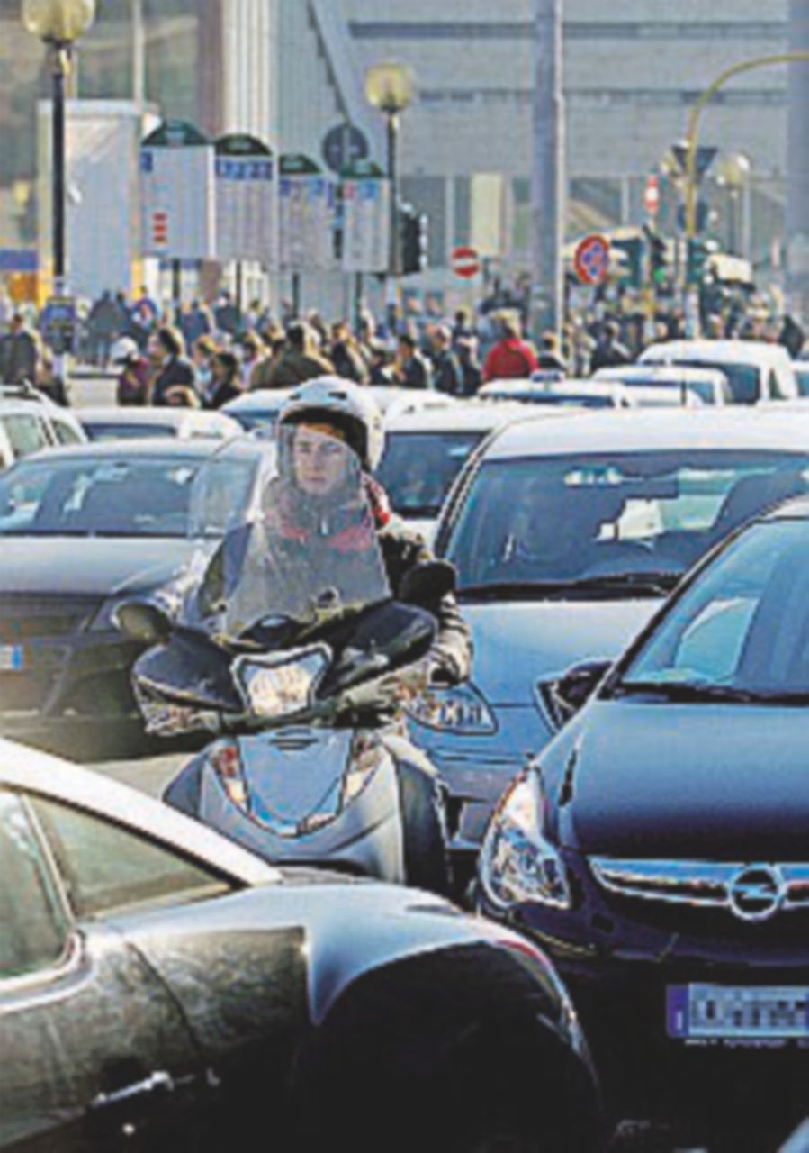 I romani sono molto scontenti della città: peggio solo gli ateniesi I romani sono molto scontenti della città: peggio solo gli ateniesi