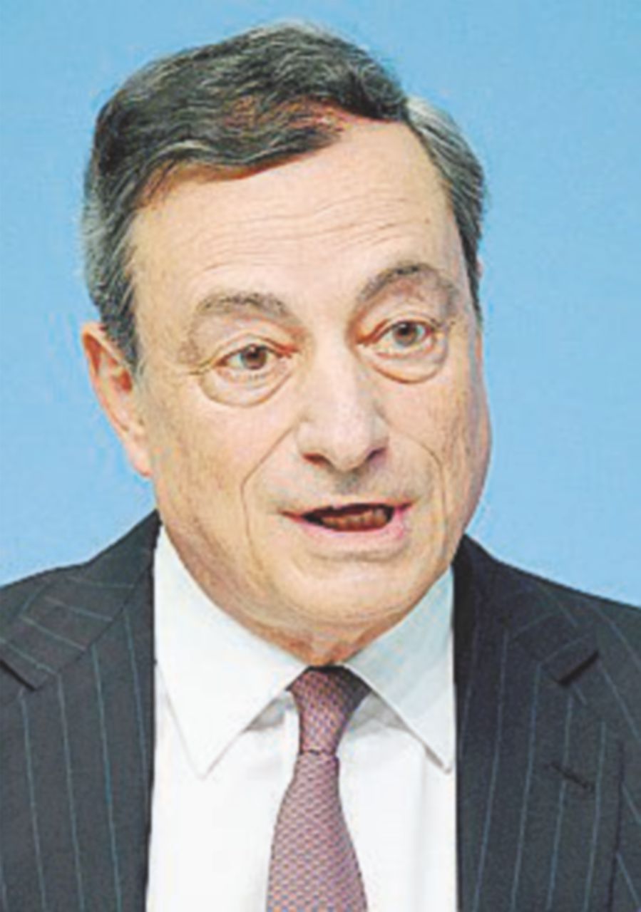 Copertina di Quantitative easing, Draghi non decide:  i tassi restano bassi