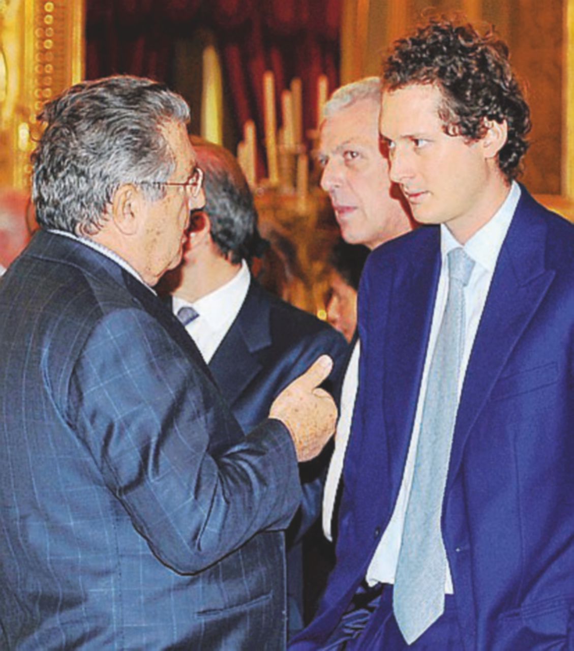 Duo - De Benedetti e Elkann - Ansa Il bluff di Stampubblica: vendere due testate locali è insufficiente