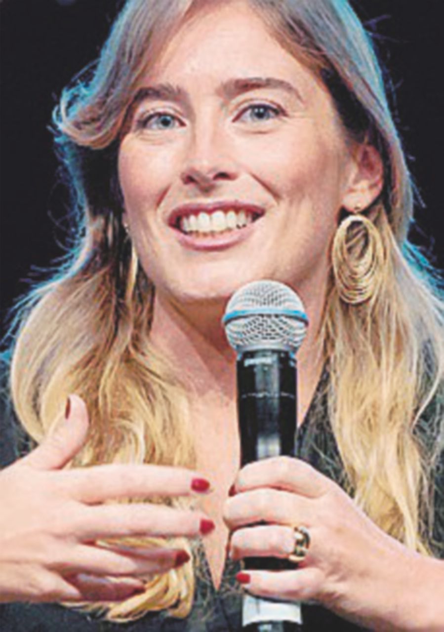 Boschi: “Frasi sessiste da colleghe Cinque Stelle” Boschi: “Frasi sessiste da colleghe Cinque Stelle”