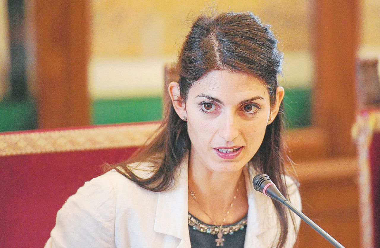 Raggi, ecco il no ai Giochi. Domani l’annuncio M5S Raggi, ecco il no ai Giochi. Domani l’annuncio M5S