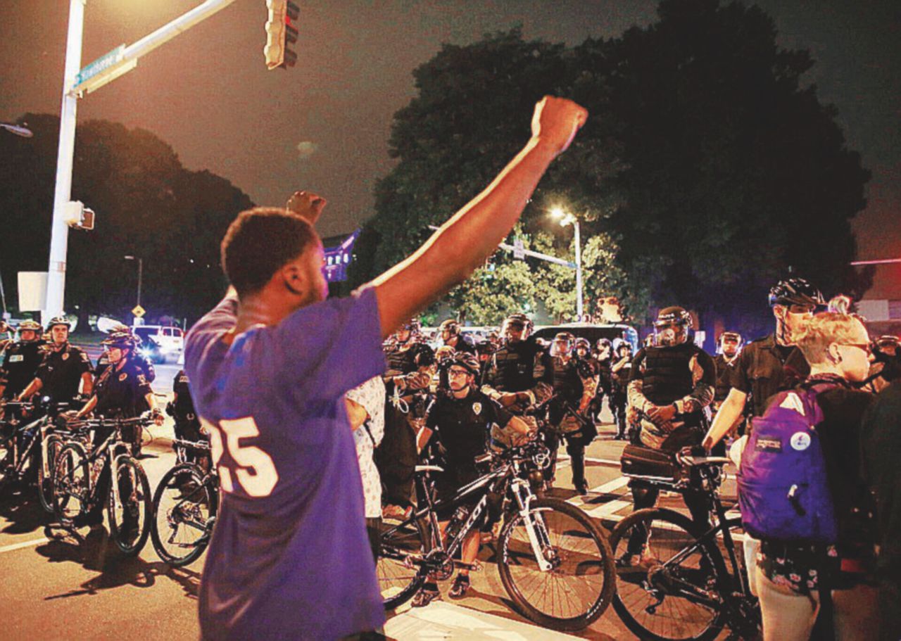 Omicidi in aumento dopo 20 anni. Chicago la città più violenta Omicidi in aumento dopo 20 anni. Chicago la città più violenta