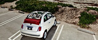 Copertina di Fiat 500, schermaglie sui social con Renault Twingo e Mini – FOTO