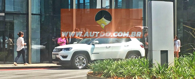 Copertina di Jeep, ecco le prime immagini della nuova Compass – FOTO