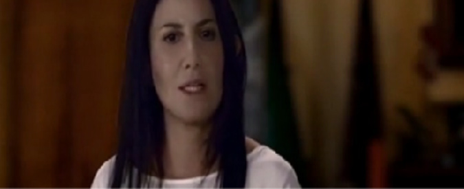 Copertina di Piazzapulita, Sabina Guzzanti (TgPorco) e l’imitazione della sindaca Virginia Raggi