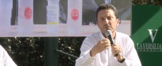 Social network, Buttafuoco: “Renzi è un piritollo”