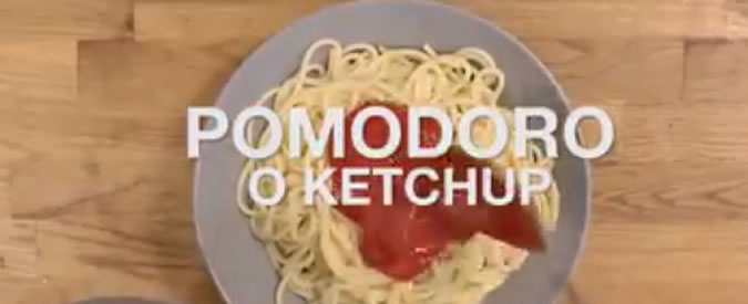Come preparare gli spaghetti al pomodoro: Italia vs Mondo. Il nuovo video di Casa Surace