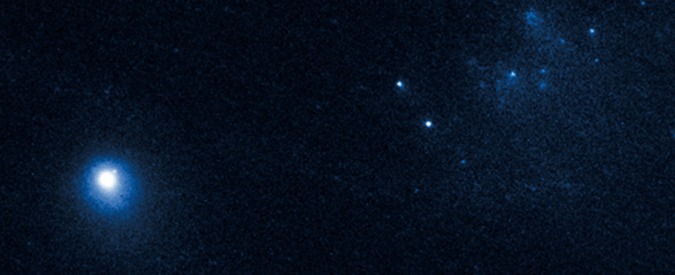 Spazio, così si disintegra una cometa. Le immagini del telescopio Hubble