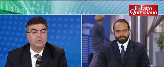 Copertina di Castaldo (M5s) vs Fiano (Pd): “Grillo? Nessun diktat su twitter”. “Perché Lezzi ha smentito frase: ‘Non siamo soldatini?'”