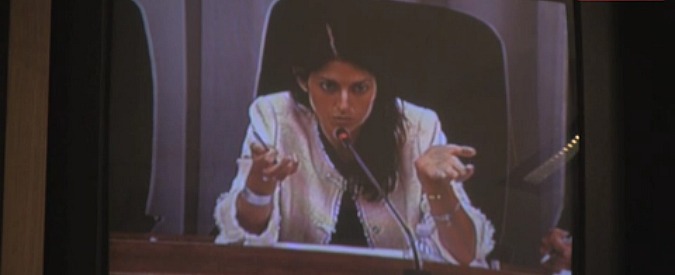 Copertina di Roma, Raggi: “Non ho mentito. Direttorio sapeva”. Muraro: “Buzzi? Ci davamo del lei”