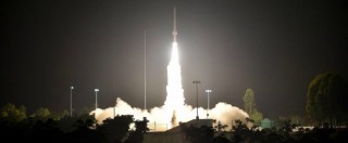 Copertina di Stati Uniti, razzo Falcon 9 esplode durante test per il lancio alla base di Cape Canaveral: nessun ferito