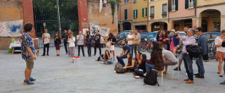 Copertina di Social street festeggia tre anni di vita e di amicizia