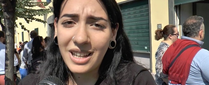 Copertina di Napoli, 11 studenti ‘cancellati’ senza preavviso. Il preside: “Pochi per formare una classe”