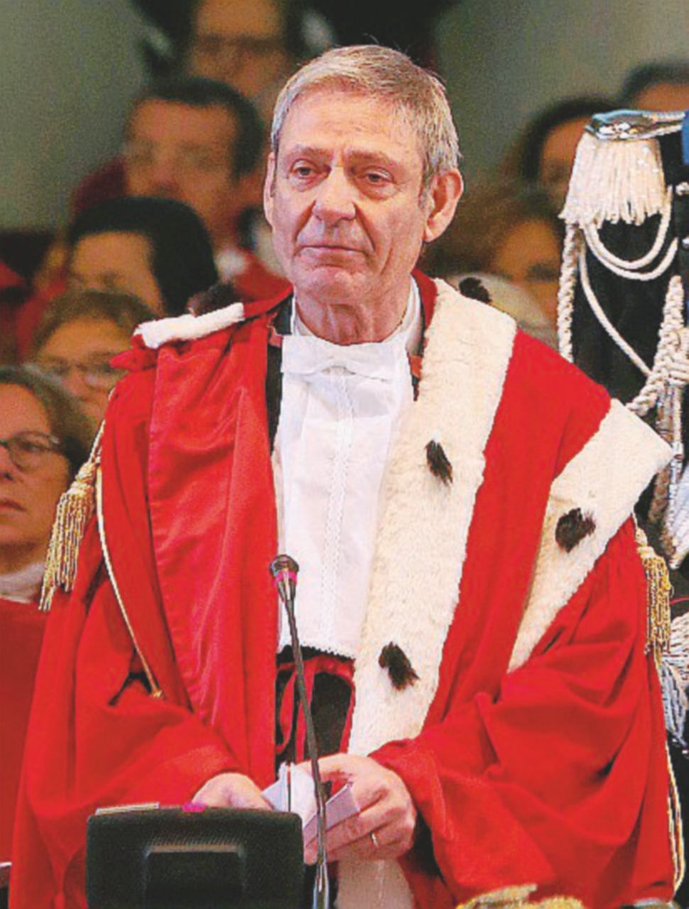 Al vertice - Giovanni Canzio - Ansa Il “salva Canzio” verrà esteso a tutti