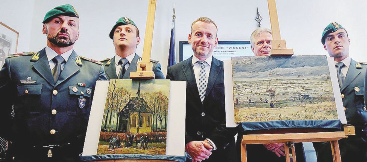 I preziosi dipinti erano stati rubati ad Amsterdam nel dicembre 2002 - Ansa Van Gogh rubati, erano a Gomorra city