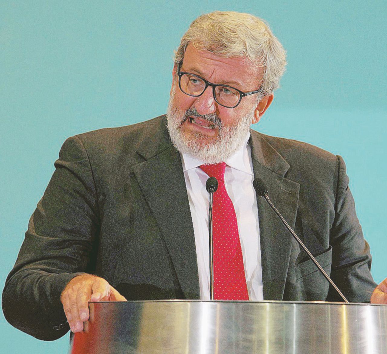 Emiliano lo dice dritto: “La riforma è invotabile”