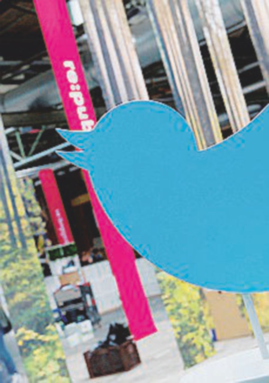 Anche Saleforce si sfila, si complica la vendita di Twitter