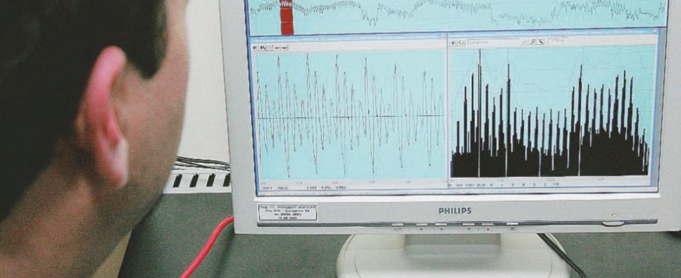 Carabinieri - Nella sede del Raggruppamento investigativo scientifico - Ansa Sos Antiterrorismo: “WhatsApp sfugge alle intercettazioni”