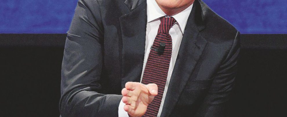 Mps, le balle di Renzi sulla telefonata per piazzare Morelli Mps, le balle di Renzi sulla telefonata per piazzare Morelli