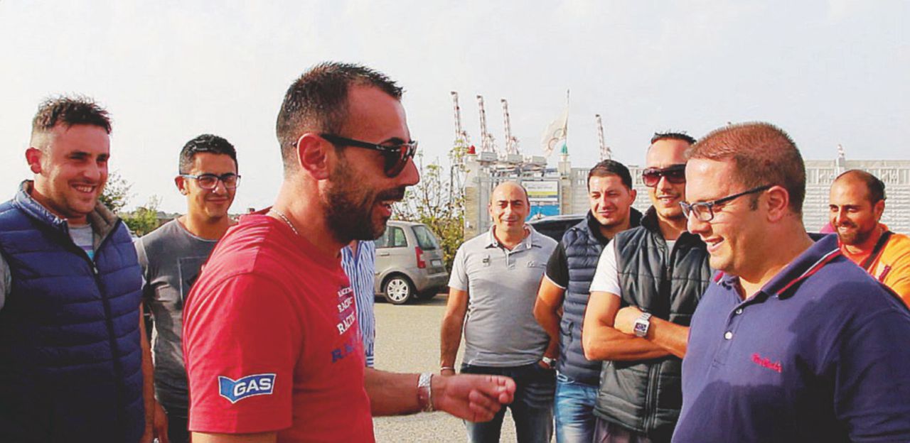 Guerra tra poveri nel porto fantasma di Gioia Tauro