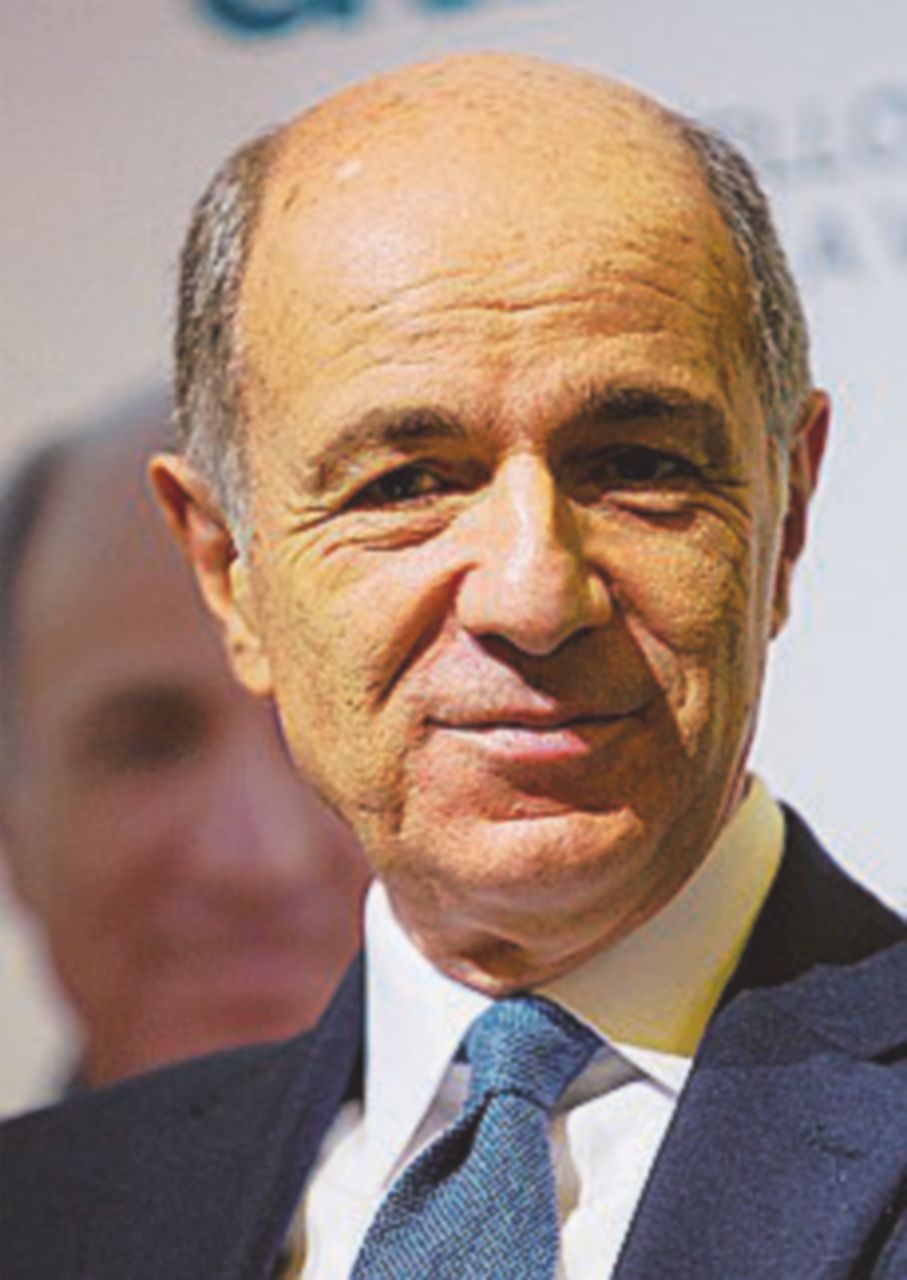 Unicredit cerca soldi, Mps deve recuperare Passera