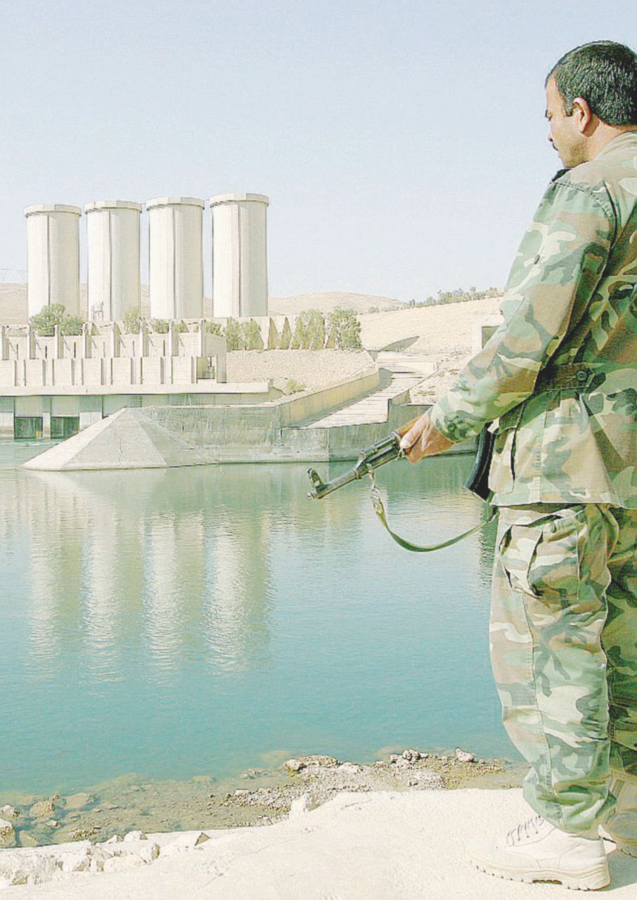 Nelle retrovie col patema: i 500 della diga