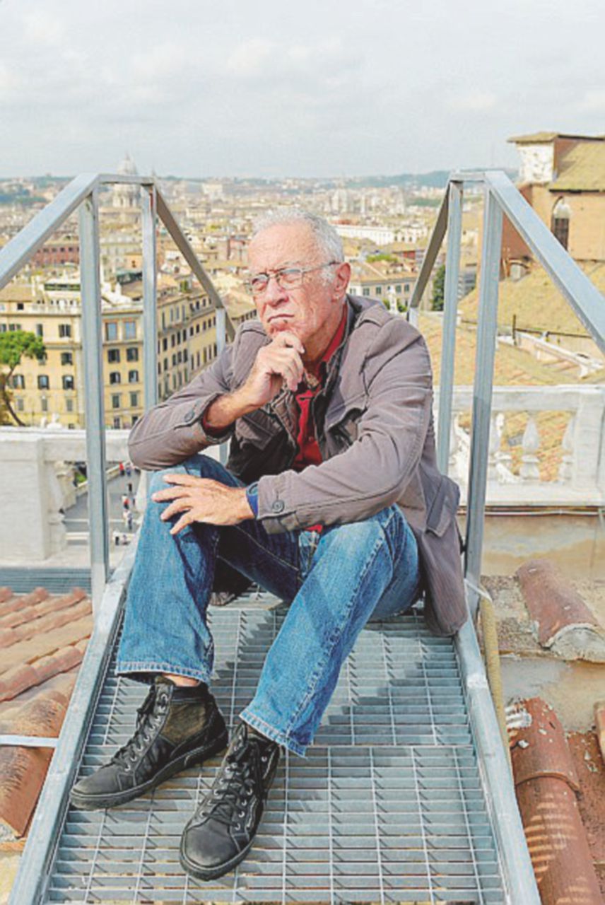 Copertina di Io, Virginia e le orecchie (anzi, l’auricolare)