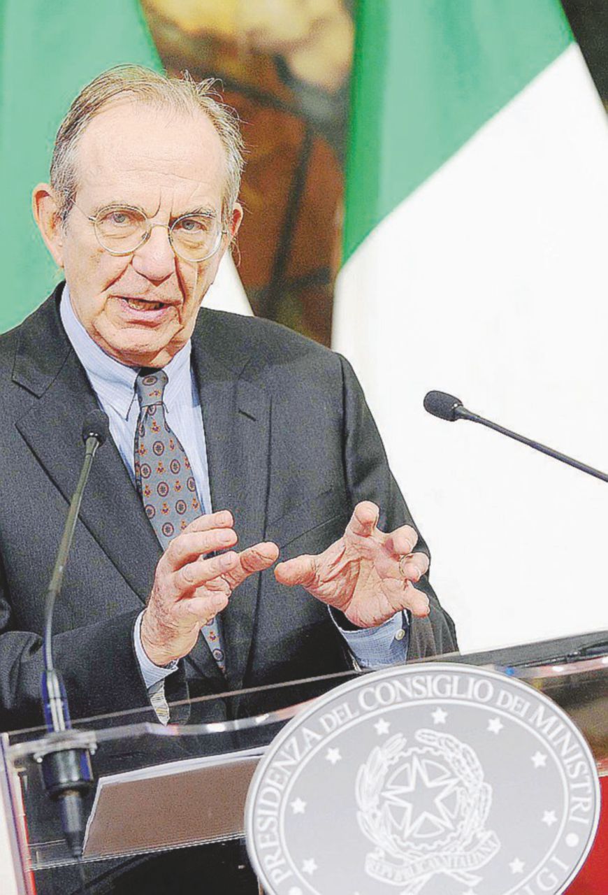 Manovra, mance e soltanto 280 milioni per gli immigrati