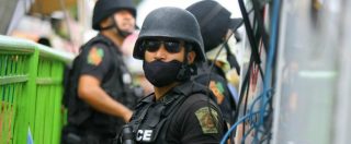 Copertina di Filippine, così Duterte ordina alla polizia di uccidere criminali e tossici. “Siamo angeli della morte”