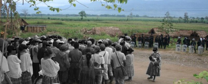 Copertina di Biocarburanti, Oxfam: “La politica Ue affama il pianeta. Migliaia di contadini espropriati delle loro terre” – FOTO