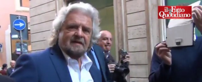 Copertina di M5S, Grillo alla Camera: “Ringrazio i netturbini, stanno pulendo Roma”