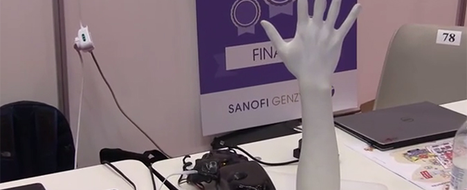 Copertina di Dal pc che disseterà l’Africa alle protesi robotiche. A Roma gli inventori fanno rete dal basso