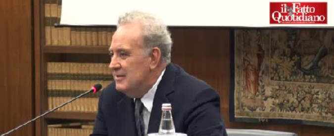 Copertina di Tv, Santoro: “Vorrei fare programma con Grillo e Renzi chiusi in una stanza”