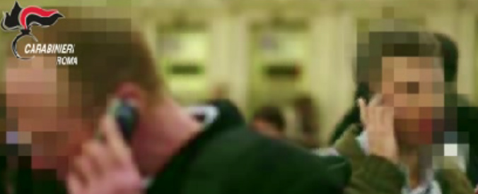 Copertina di Roma, due arresti per usura. L’intercettazione: “Fagli trovare i soldi o ti sventro”