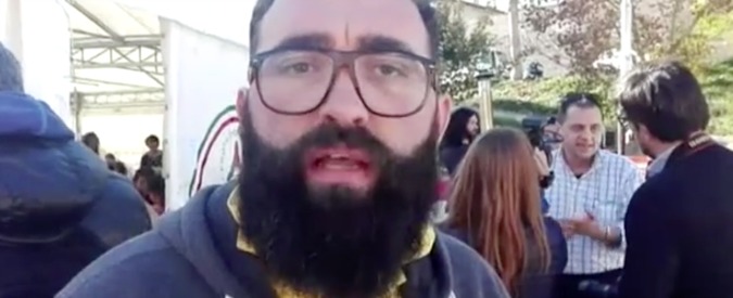 Copertina di Terremoto, i cittadini non lasciano il paese: “Norcia è la nostra vita. Non possiamo abbandonarla”