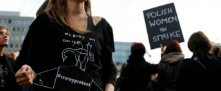 Copertina di Legge anti-aborto in Polonia, donne in “nero” manifestano anche a Bruxelles: “Violato accesso alla salute”