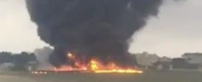 Copertina di Malta, aereo si schianta al decollo. Morti tre ufficiali della Difesa francese e due contractor privati