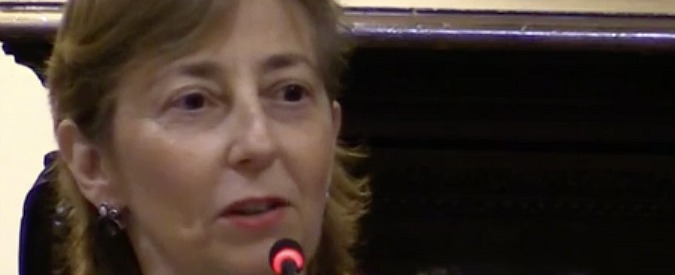 Copertina di Referendum Costituzionale, l’allarme di Assopetroli: “Senza riforma andiamo tutti a gambe all’aria”