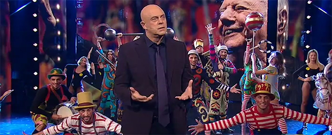 Copertina di Fo, il tributo di Crozza: “Un intellettuale che non ha mai avuto paura di schierarsi”