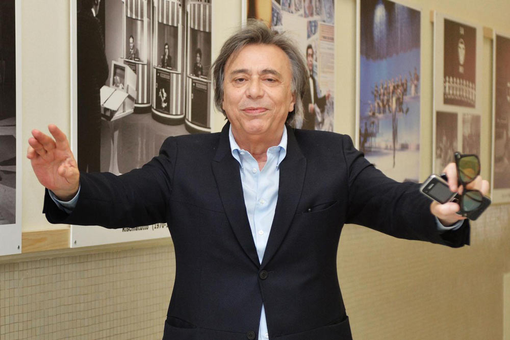 “La casta dice cosa votare? Dobbiamo fare il contrario”