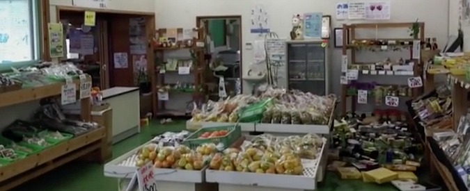 Copertina di Giappone, dove il terremoto non uccide. Sisma di magnitudo 6,2: le immagini della violenta scossa